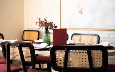 Comer en compañía: por qué los platos para compartir convierten cualquier comida en un plan especial